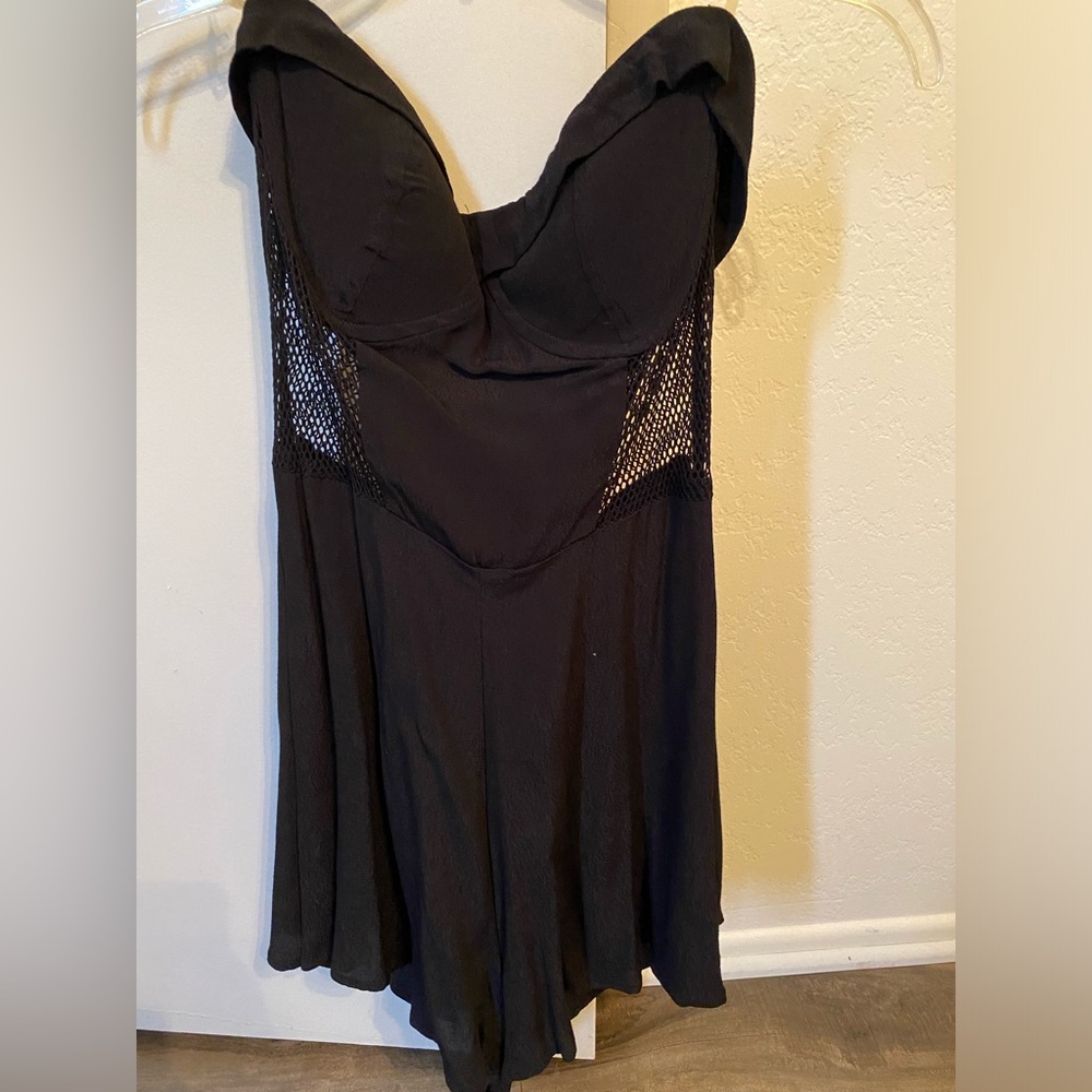 Nasty Gal Black Sweetheart Neck Pleated Strapless Mesh Romper Jumpsuit Size M